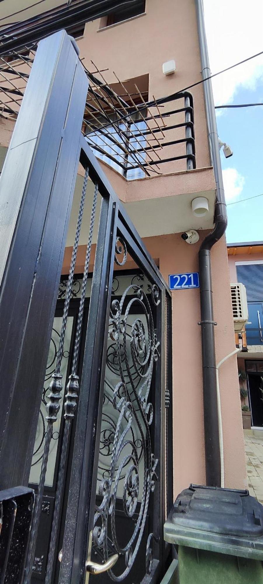 Oldtown Prishtina Apartments بريشتاين الغرفة الصورة